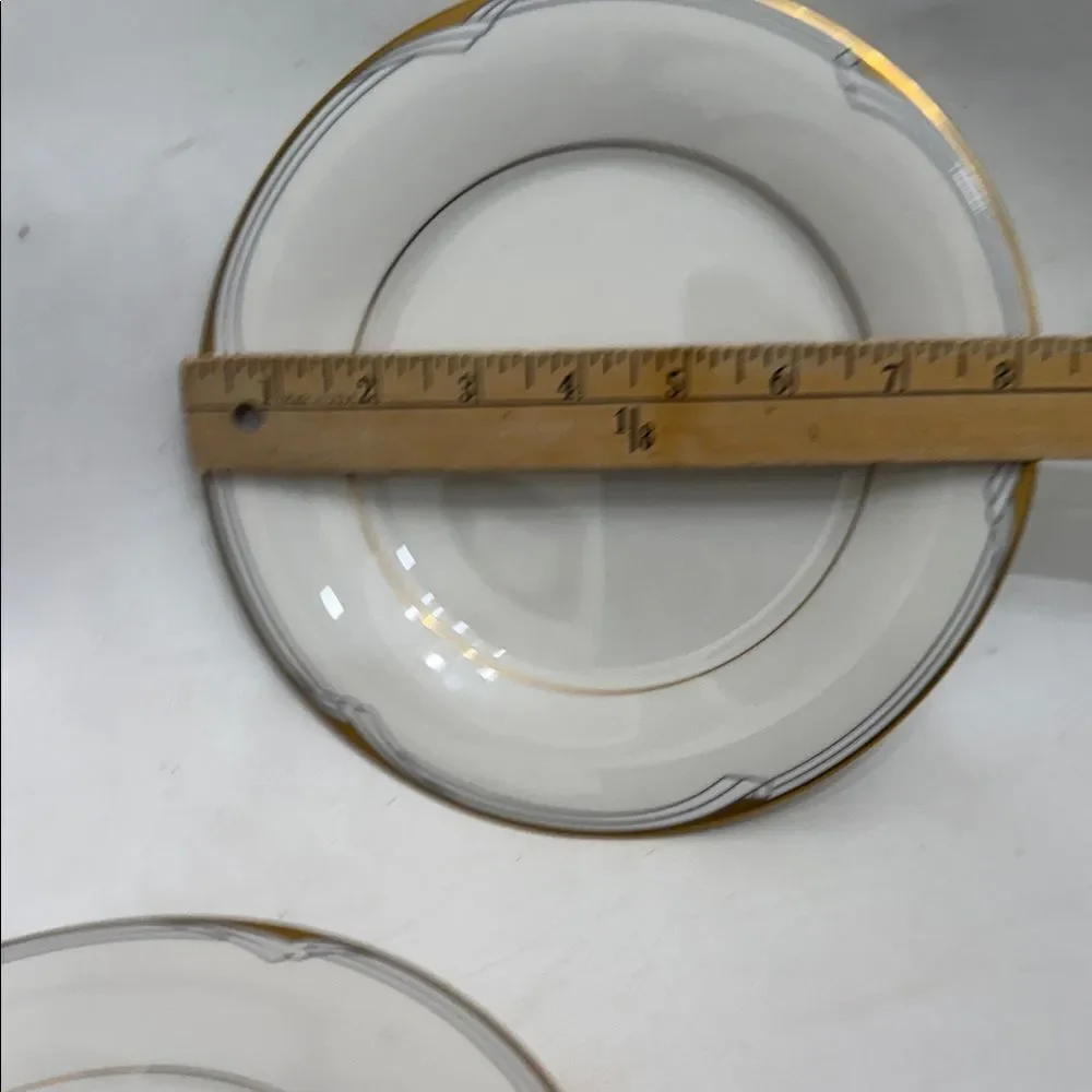 Noritake Golden Cove 1 Fine China Japan 7719 White Ivory Gold Accent Salad Plate